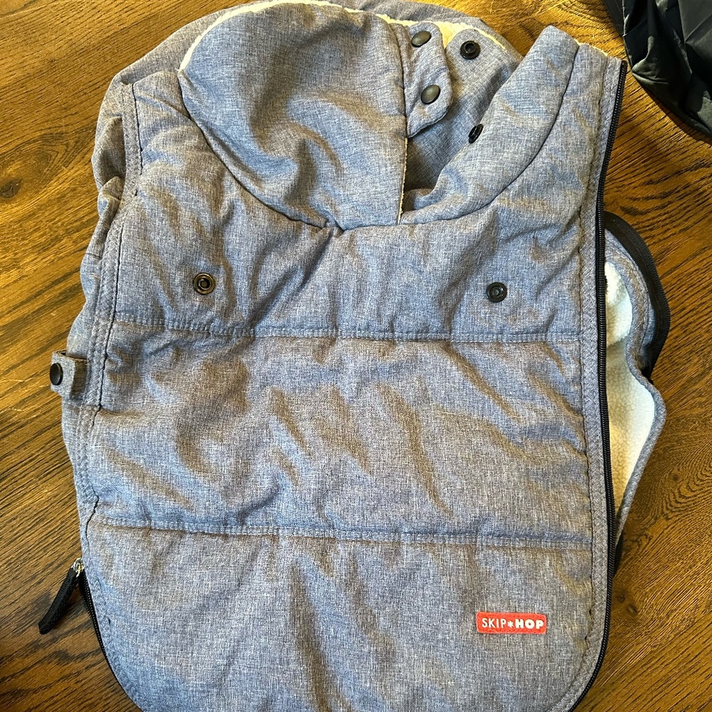 Skip hop car seat cover